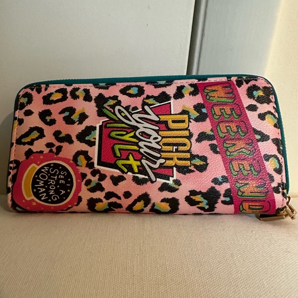 NWOT: Nikki pocketbook with cross body strap
Wallet  set - Picture 12 of 12